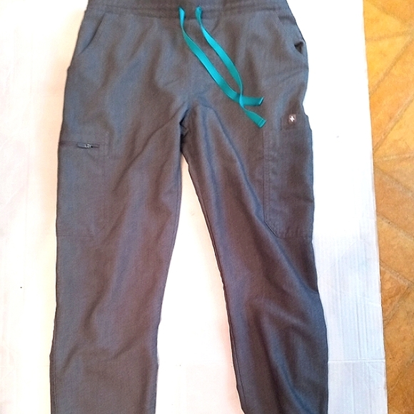 Figs Pants - Figs grey scrub pant tech collection